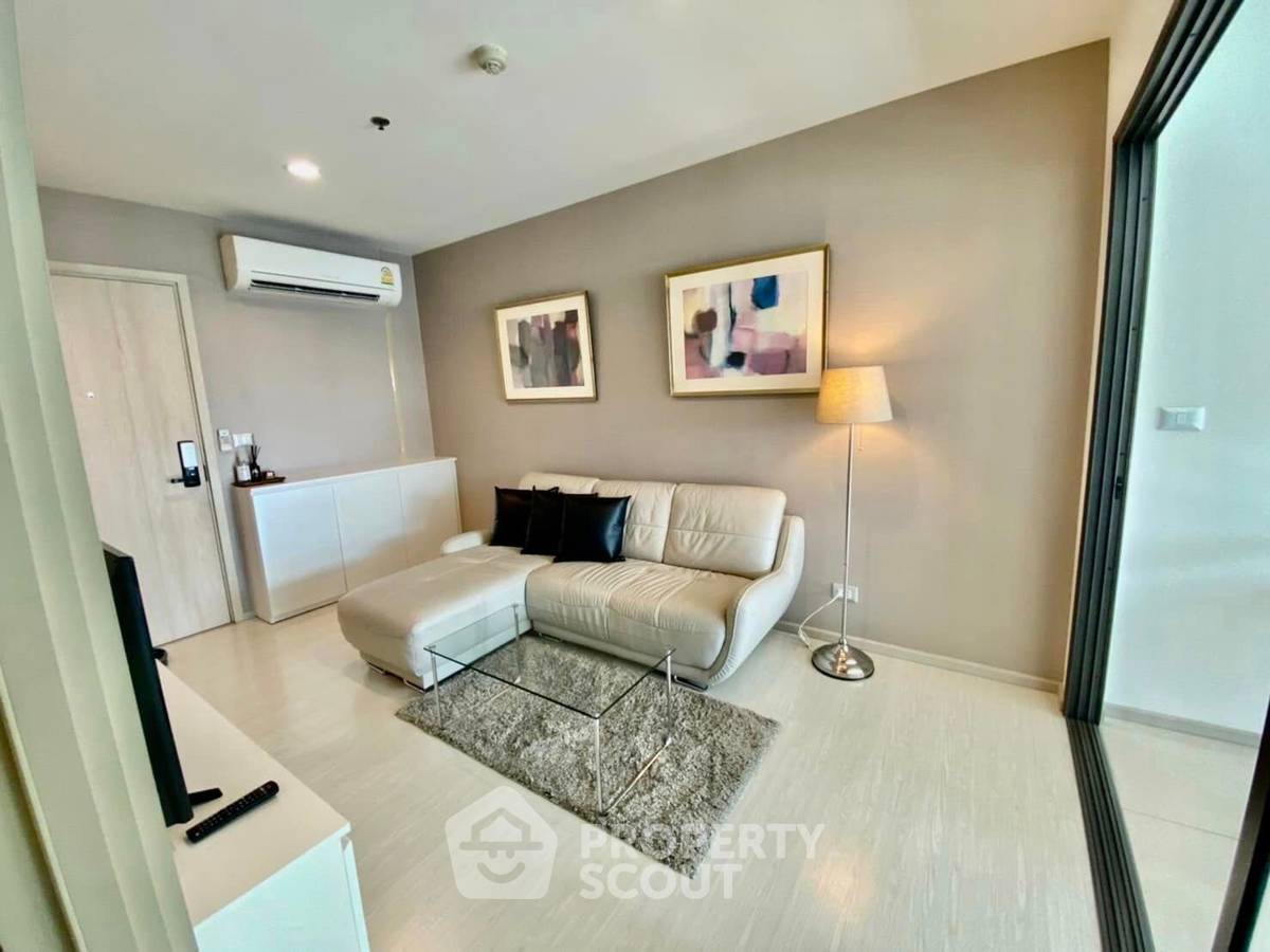รูป ใกล้ BTS เอกมัย 200 ม. | 1 ห้องนอน Rhythm Sukhumvit 42 (ID 512662) - รูปที่ 1/8