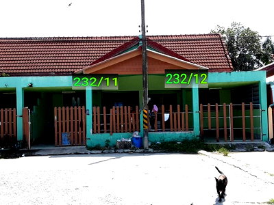Townhouses for sale Nakhon Sri Thammarat : FOR SALE  TOWNHOUSE PROPERTY  770000 BAHT.
