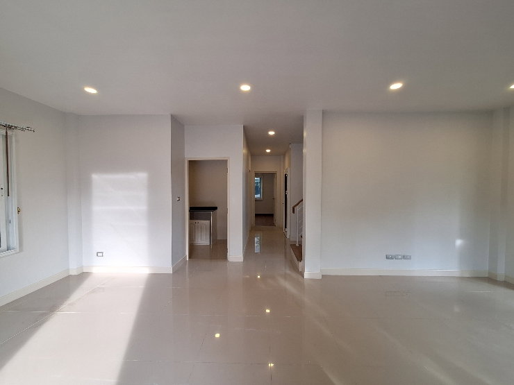 รูป ขายบ้านเดี่ยววัชรพล 63.8 ตร.ว. 4 นอน หลังมุม เดอะเซนโทร วัชรพล ติดถนนสุขาภิบาล 5  - รูปที่ 7/30