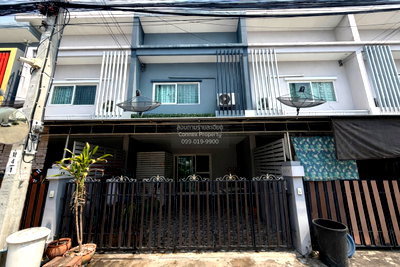 Townhouses for sale : For Sale Townhouse/Townhome  , The Exclusive Chaengwattana – Tiwanon , Bang Phut , Pak Kret , Nonthaburi , CX-146022 ✅ Live chat with us ADD LINE @connexproperty ✅