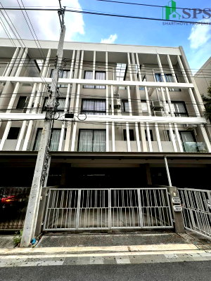 Home office for rent Samut Prakarn : House for Rent – For Rent: Pet-Friendly Home Office in Sukhumvit 113 (SPSSR86)