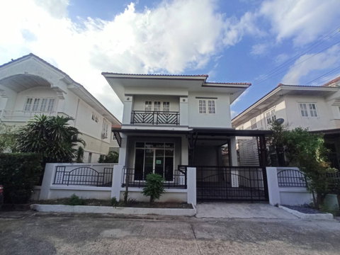 S2765 ขายบ้านแฝด ราคาพิเศษ บุรีรมย์ เลียบคลองสอง ซาฟารีเวิลด์ ตกแต่งใหม่พร้อมอยู่
