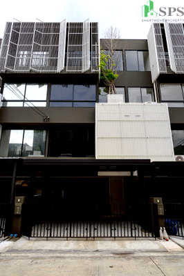 Townhouses for rent : Premium Towhome for rent at Nue Hybe Suksawat ( SPSEVE1733 )
