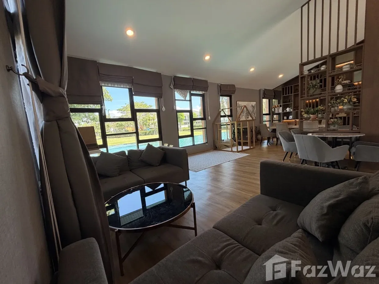 picture LUXURY LAKE FRONT 6-BEDROOM RESIDENCE 6042579 - 38/101