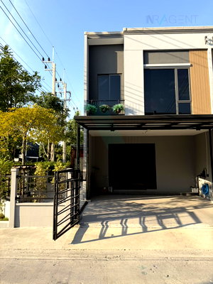 ขายทาวน์โฮม : 📌 ขายทาวน์เฮาส์ โครงการ พลีโน่ สุขุมวิท - บางนา 2 2 ชั้น 2 ห้องนอน 2 ห้องน้ำ