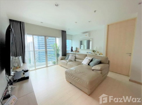 คอนโดให้เช่า 3 ห้องนอน ในโครงการ สีลม สวีท 1716736