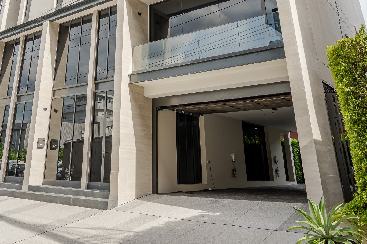 picture Office for Rent – ELSE Sukhonthasawat 26 - 2/23