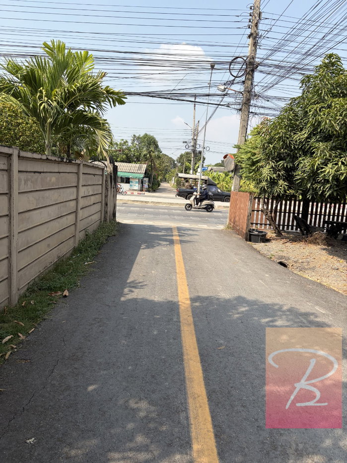 รูป [ขาย] ที่ดินแปลงสวย หน้ากว้างพิเศษ 70 ม. เนื้อที่ 1 ไร่ (ซอยเลียบวารี 5 หนองจอก)— ราคาต้นน้ำ ฟรีโอน! - รูปที่ 4/5