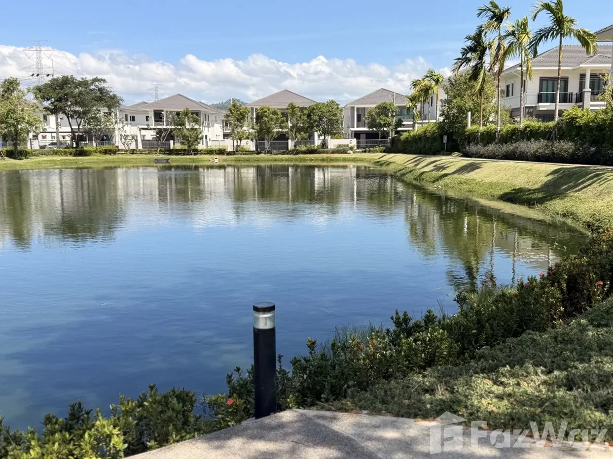 picture LUXURY LAKE FRONT 6-BEDROOM RESIDENCE 6042579 - 41/101