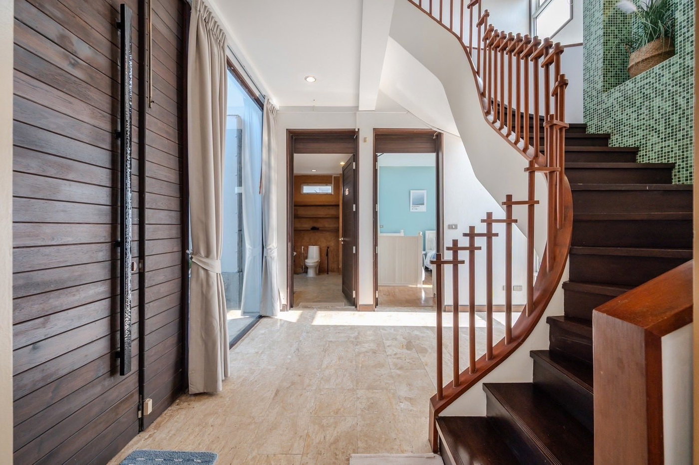 picture Pool Villa with Sea View for Rent in Jomtien Beach - 9/17