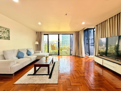 New House Condominium | Spacious 2 Bed Condo in Chidlom - BR5947CD