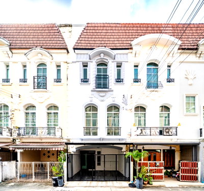 Townhouses for sale Thetsaban Songkhro Road : S1070 🏡 3-story townhome for sale, Baan Klang Muang Monte Carlo Ratchavipha, near the Si Ratch Expressway. Only 6.59 million baht.