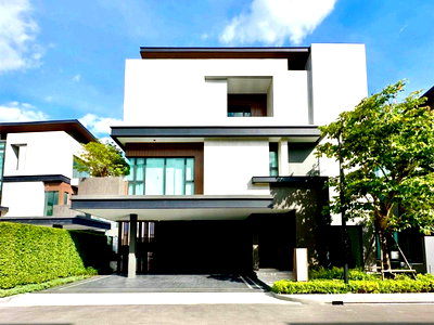 บ้านเดี่ยวให้เช่า : P0568/ให้เช่า The Honor Yothinpattana บ้านหรู Pool Villa 3 ชั้น พร้อมลิฟท์ส่วนตัว ทำเลหน้าสวน ความเป็นส่วนตัวสูงสุด ให้เช่า 350,000 บาท/เดือน