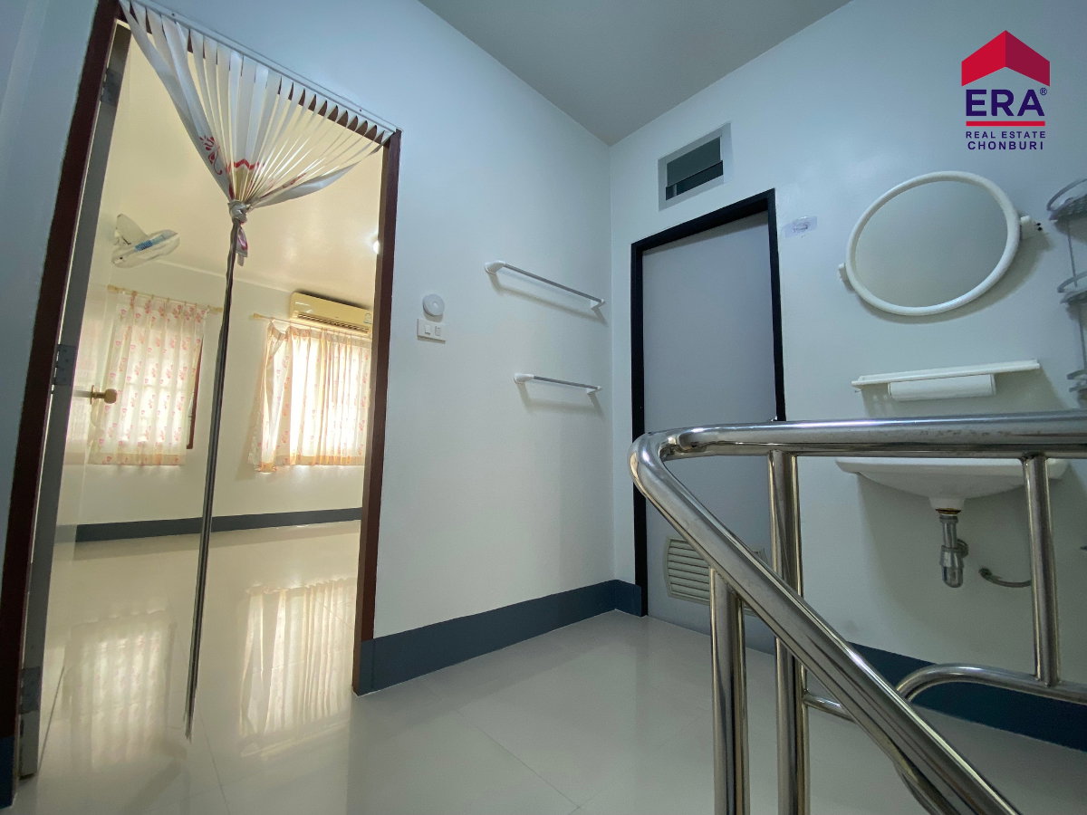 picture For Rent: 2-Storey Townhouse at The Plus, Sriracha - 9/17