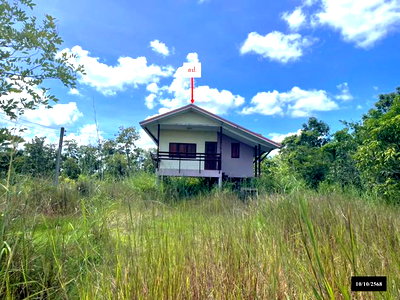 Houses for sale : HOME 400 Sq.w. Sawang Daen Din Sakon Nakhon for 914,000