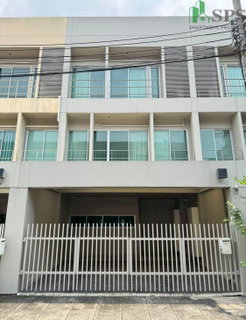 รูปภาพ For Rent: 3-Storey Townhome in Phatthanakan Area, Only 3 km to Thonglor (SPSSR95)