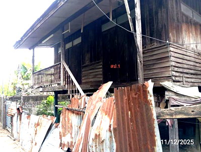 Houses for sale : HOME 37 Sq.w. Muang Surin Surin for 1M