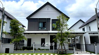 บ้านเดี่ยวให้เช่า : ให้เช่า บ้านเดี่ยว เซนโทร บางนา ตกแต่งสวย ใกล้เมกา บางนา 