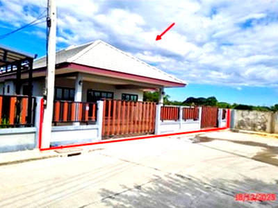 Houses for sale : HOME 80 Sq.w. Nong Khae Saraburi for 2.7M