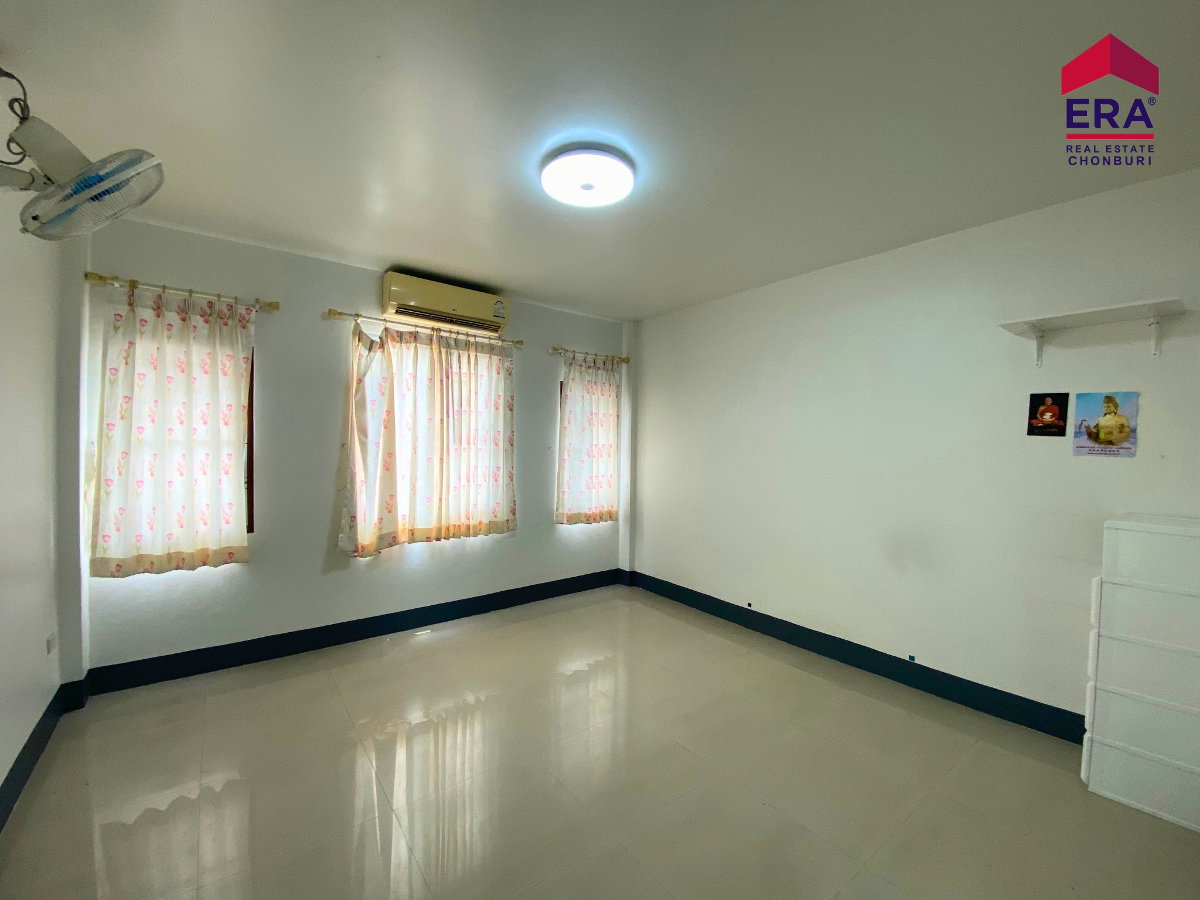 picture For Rent: 2-Storey Townhouse at The Plus, Sriracha - 10/17