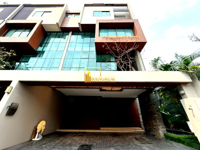 เช่าทาวน์โฮม แม็คโคร ฟู้ดเซอร์วิส สุขุมวิท 71 :  Park Lane - Beautiful 3 Bed Townhouse in Luxury Ekkamai Compound - BR8685TH