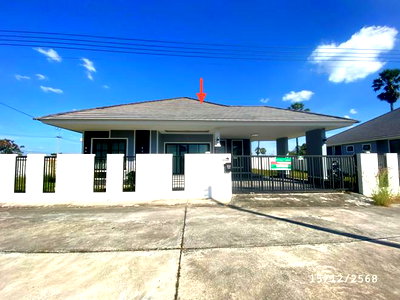 บ้านเดี่ยว ชลบุรี : บ้านเดี่ยว 105.9 ตร.วา พานทอง ชลบุรี 3.8M