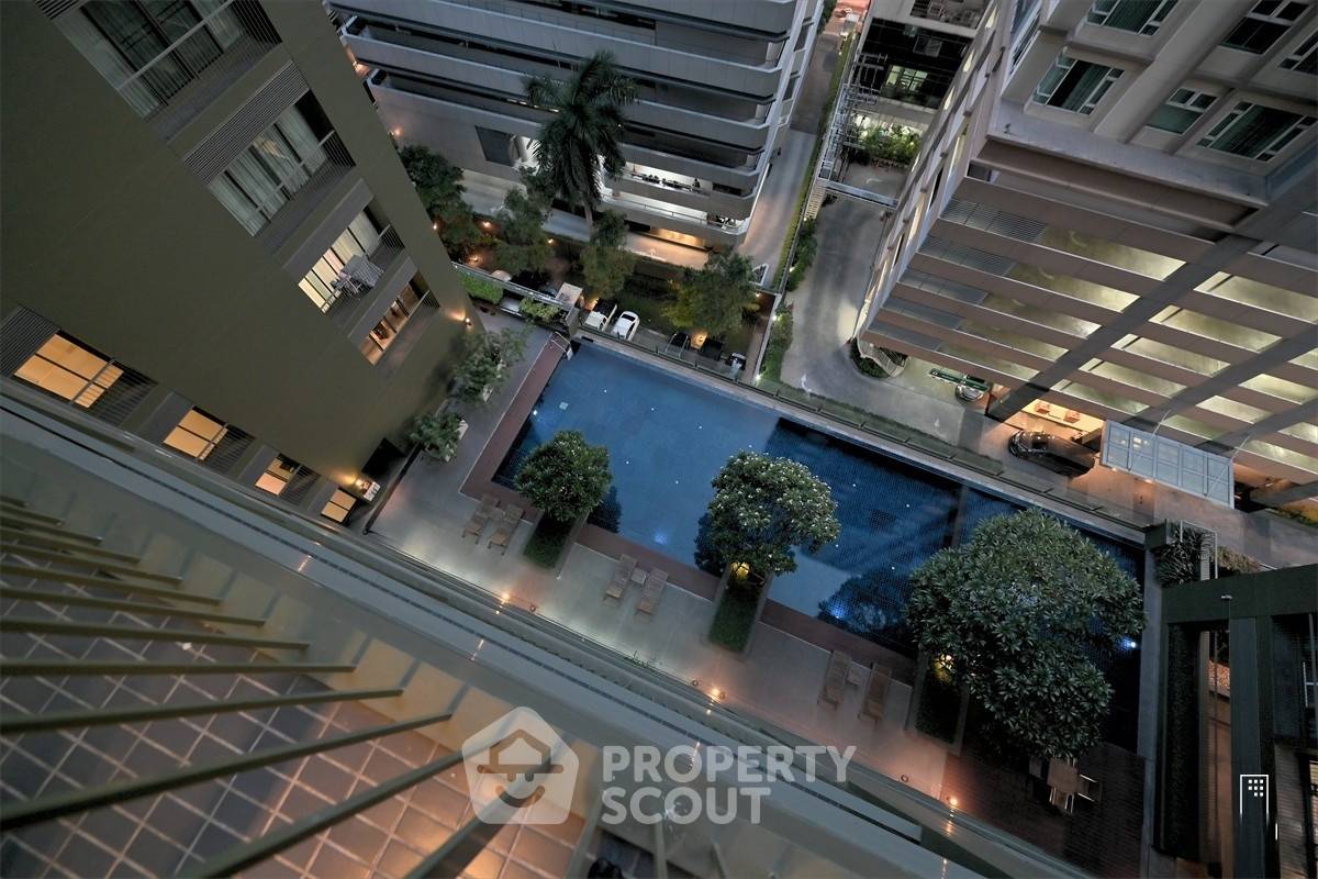 รูป คอนโด 2 ห้องนอน 100 ตร.ม. ให้เช่า ใกล้ทองหล่อ Noble Solo (ID 2551927) - รูปที่ 11/12