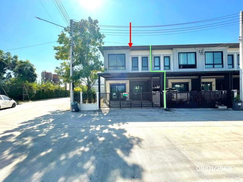 TOWN HOUSE 34.5 Sq.w. Phan Thong Chonburi for 3.3M