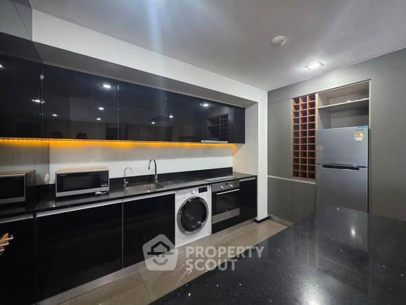 รูป คอนโด 2 ห้องนอน 134 ตร.ม. ที่ The River Condominium ใกล้ BTS สะพานตากสิน 400 ม. (ID 2661961) - รูปที่ 4/10