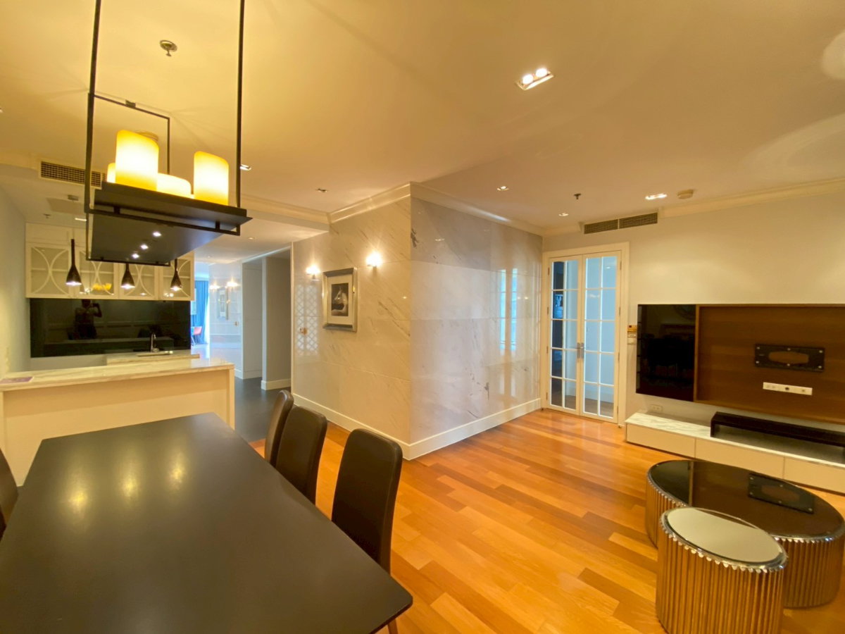 picture S1009 Condo for Sale: Chatrium Riverside Condominium - 1/26
