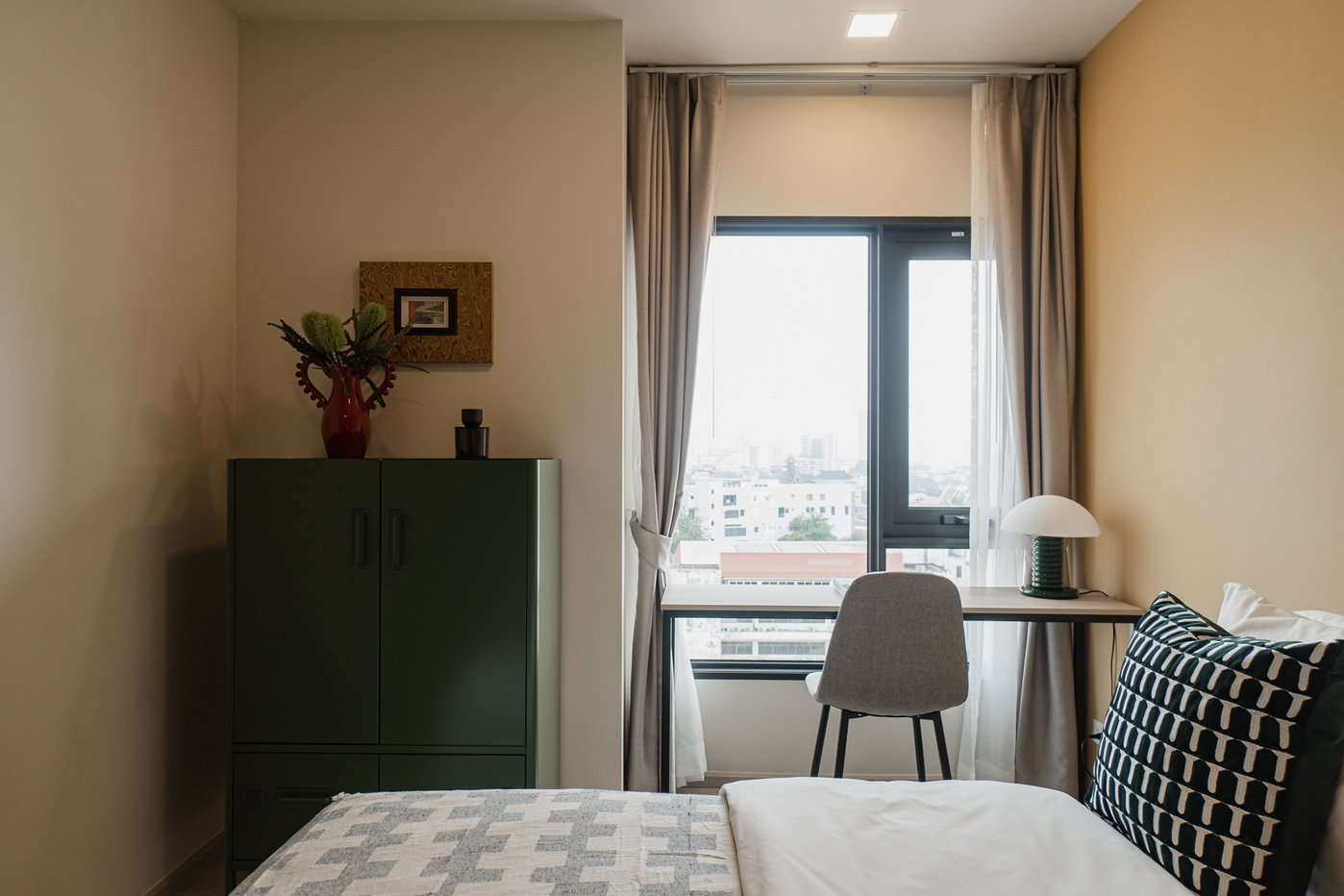 รูป FLO by Sansiri 2 bedrooms, for sale - รูปที่ 9/34