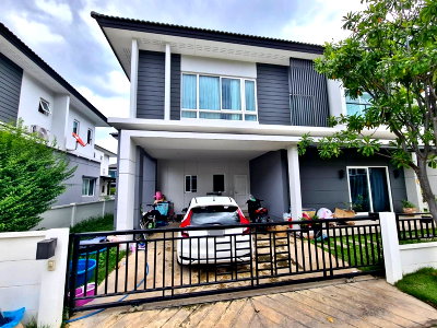 ขายบ้านเดี่ยว : บ้านเดี่ยว 2 ชั้น โครงการ เซนโทร ประชาอุทิศ 90  ถนนประชาอุทิศ-คู่สร้าง แยกเข้าซอยประชาสามัคคี ต.ในคลองบางปลากด  (ราคาถูก! 5,760,000  บาท)
