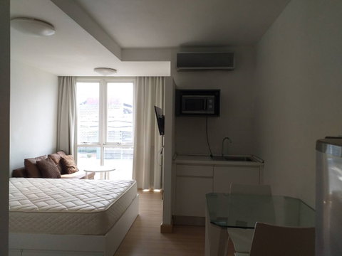 P-111093 วิวเมืองสวย! คริส การ์เดน พระราม 9 ใกล้ MRT [1.6M] | Line Id @easythaihome | 085-592-2897