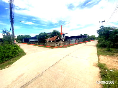 Houses for sale : HOME 939 Sq.w. Rong Kham Kalasin for 3.2M