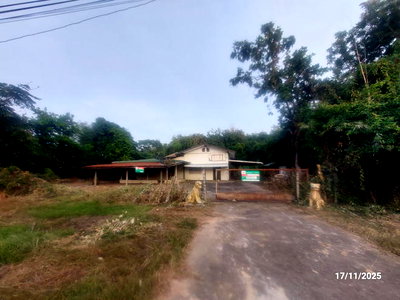 Houses for sale : HOME 1600 Sq.w. Sahat Khan Kalasin for 2.5M