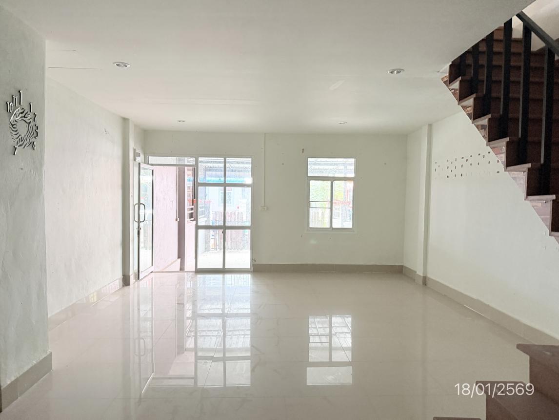 รูป ทาวน์เฮ้าส์ 24.5 ตร.วา เทพประทานพร 11 ศรีราชา ชลบุรี 1.4M - รูปที่ 23/41