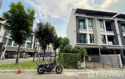 3 Bedroom Townhouse for sale at Baan Klang Muang Ngamwongwan 1882040