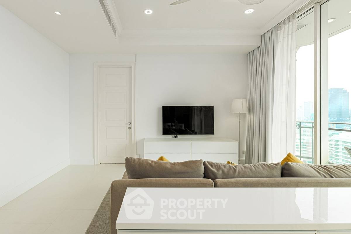 รูป คอนโด 2 ห้องนอน Royce Private Residences ชั้น 17 ใกล้ MRT สุขุมวิท (ID 2152724) - รูปที่ 2/14