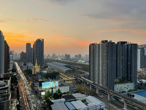 🏢 (ขาย) Penthouse ใจกลางอโศก ✨วิว Panoramic   ❤️💙 My Resort Bangkok 🚅 350 ม. MRT เพชรบุรี  💰 ราคาเพียง 15.90 ล้านบาท
