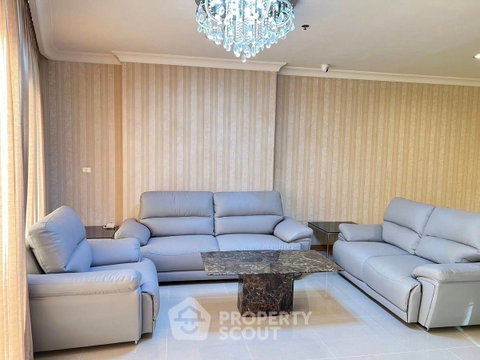 3-BR Condo For Sale, Supalai Casa Riva, Thanon Tok (Near BTS/MRT) (ID 2659733)