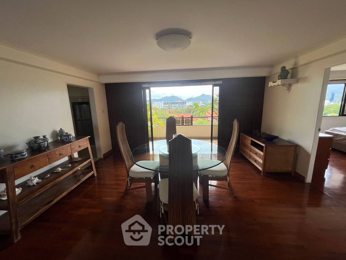 picture 3-BR 228 Sqm Condo For Rent, Royal Garden Tower, Hua Hin City (ID 2109362) - 9/32