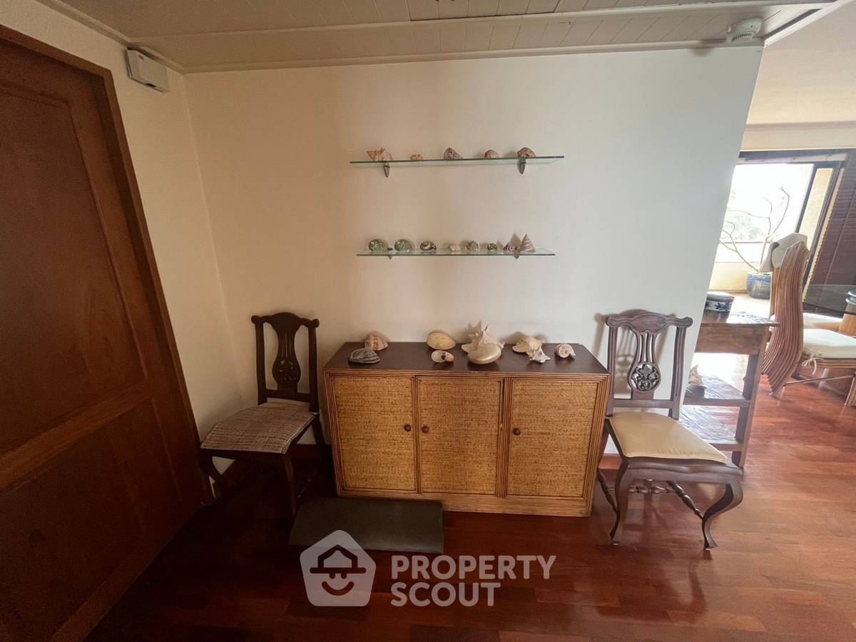 picture 3-BR 228 Sqm Condo For Rent, Royal Garden Tower, Hua Hin City (ID 2109362) - 27/32