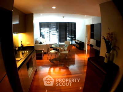 คอนโดให้เช่า : คอนโด 2-ห้องนอน ที่ ลา ซิตต้า เพนท์เฮ้าส์ ใกล้ BTS ทองหล่อ (ID 1014871)