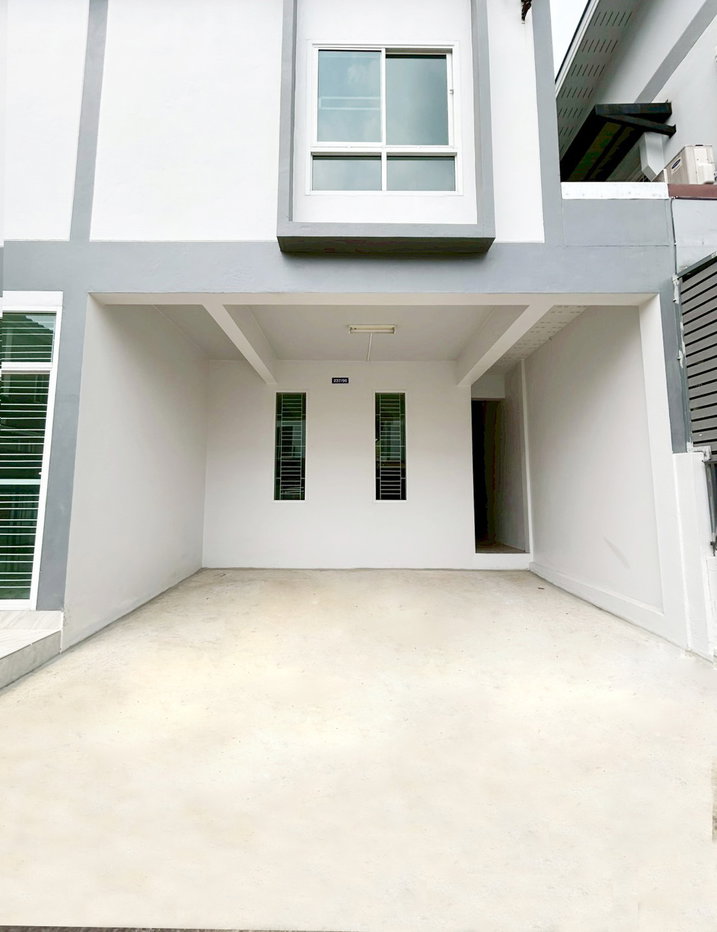 รูป ขาย บ้านแฝดใหม่ใหญ่สไตส์บ้านเดี่ยว 2 ชั้น 4 ห้องนอน 3 ห้องน้ำ ใกล้รถไฟฟ้าสีชมพู สถานีแจ้งวัฒนะ14 - รูปที่ 6/26