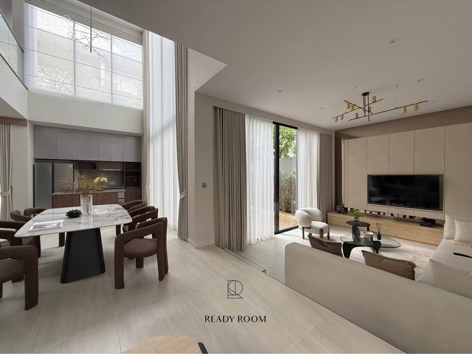picture AB05951 - BuGaan KrungthepKreetha - 12/21