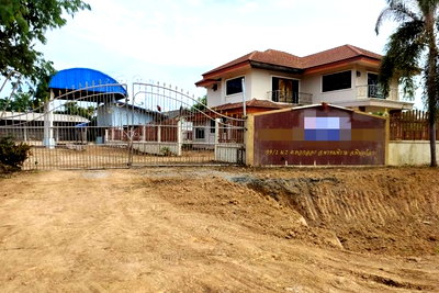 Factory for sale Phitsanulok : FOR SALE  WAREHOUSE PROPERTY  4500000 BAHT.