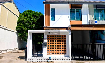 Townhouses for sale : For Sale Townhouse/Townhome  , Baan Pruksa 87/2 Srinakarin - Bangna , newly renovated , Bang Kaeo , Bang Phli , Samut Prakarn , CX-141588 ✅ Live chat with us ADD LINE @connexproperty ✅
