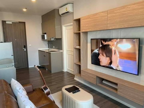 Condo for Rent: Whizdom Essence Sukhumvit 101 Near BTS Punnawithi