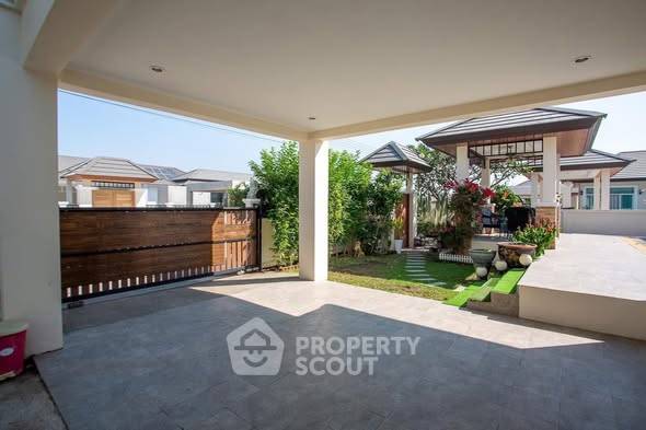 รูป คอนโด 3 ห้องนอน 150 ตร.ม. ขาย Beach 7 Condominium ใกล้หาดจอมเทียน (ID 2673223) - รูปที่ 3/31