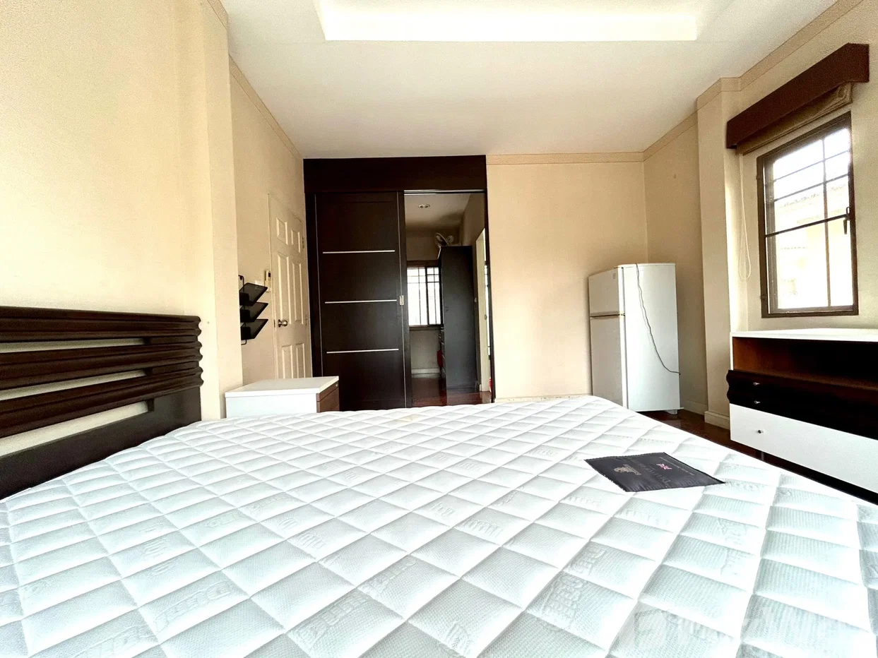 รูป [ให้เช่า] บ้านเดี่ยว เฟอร์ครบ เศรษฐสิริ 3 ห้องนอน 3 ห้องน้ำ 2 ที่จอดรถ 6055619 - รูปที่ 25/26